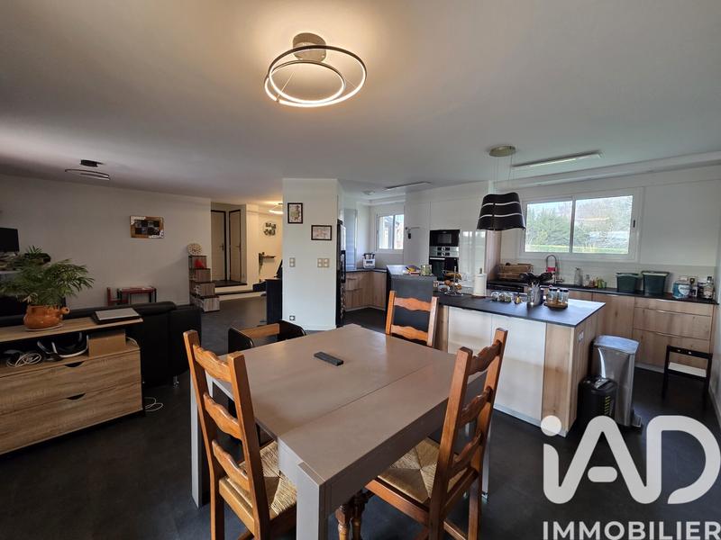 Maison - 164 m² - 7 pièces