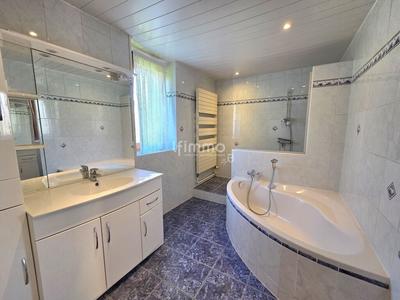 Maison - 195 m² - 7 pièces