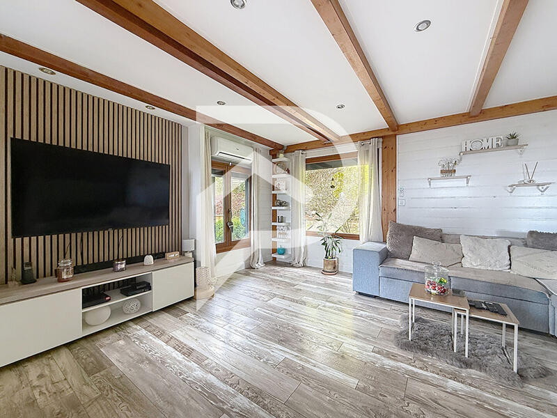 Maison - 105 m² - 5 pièces