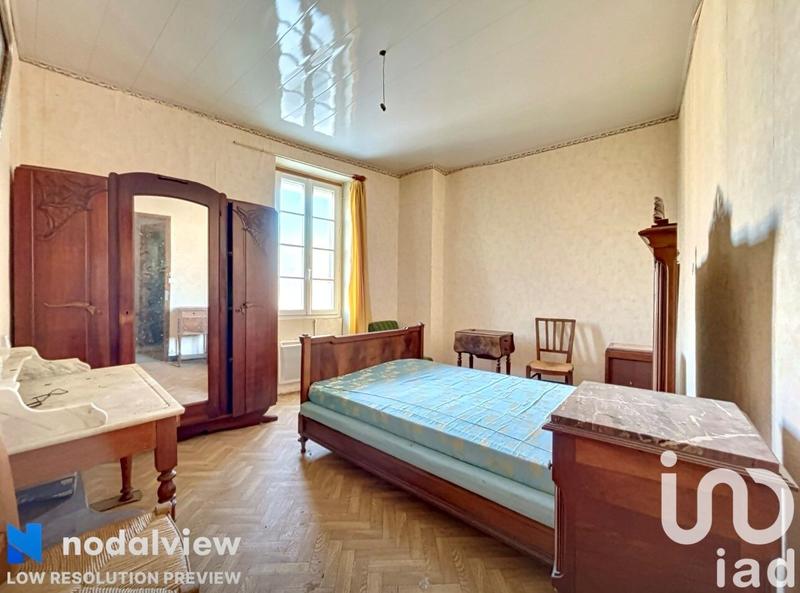 Maison - 172 m² - 8 pièces