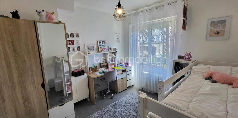 Appartement - 98 m² - 5 pièces