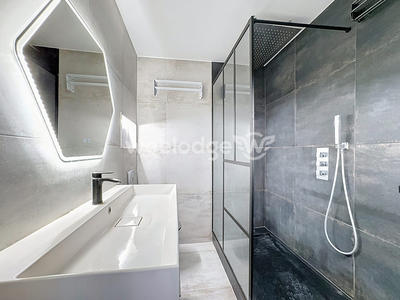 Appartement - 72 m² - 3 pièces