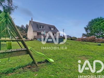 Maison - 167 m² - 7 pièces