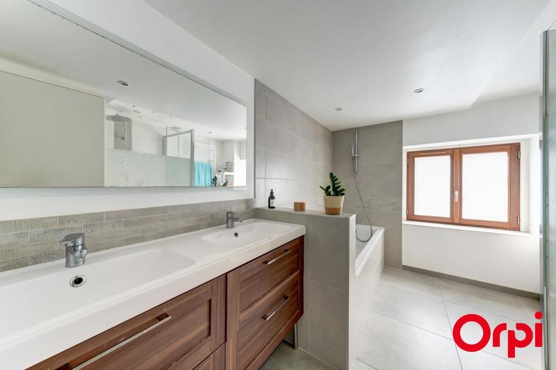 Maison de ville - 150 m² - 5 pièces