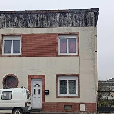 Maison - 94 m² - 4 pièces