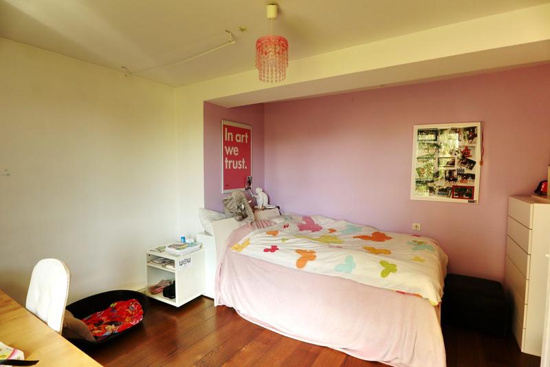 Maison - 400 m² - 16 pièces