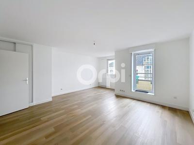 Appartement - 96 m² - 4 pièces