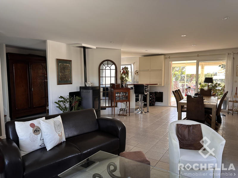 Maison - 141 m² - 6 pièces