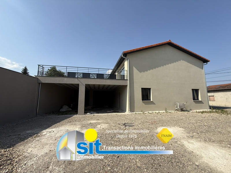 Maison - 105 m² - 5 pièces