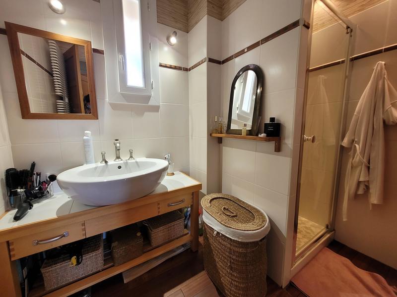 Villa - 207 m² - 7 pièces