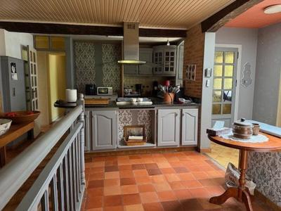 Maison - 170 m² - 5 pièces