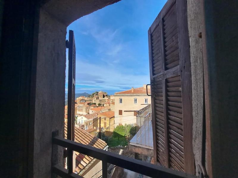 Maison de village - 140 m² - 6 pièces