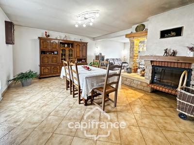 Maison - 140 m² - 7 pièces