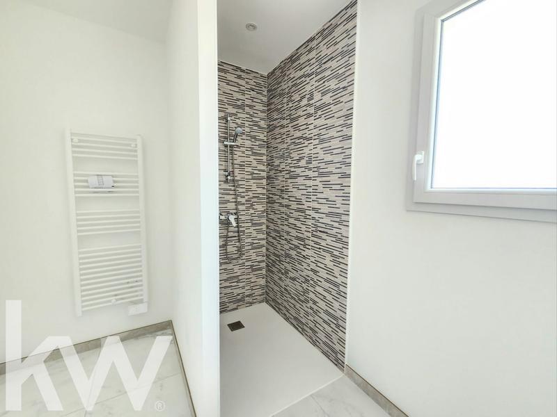 Maison - 96 m² - 4 pièces