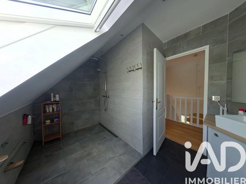 Maison - 140 m² - 7 pièces