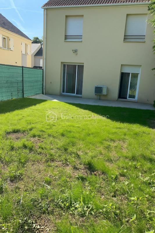 Maison - 104 m² - 6 pièces