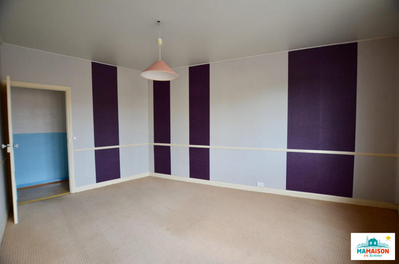 Maison traditionnelle - 230 m² - 6 pièces