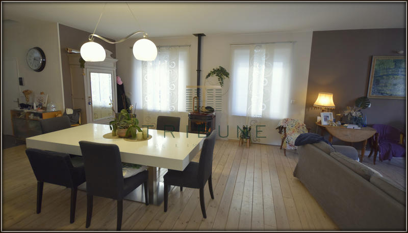 Maison - 200 m² - 6 pièces