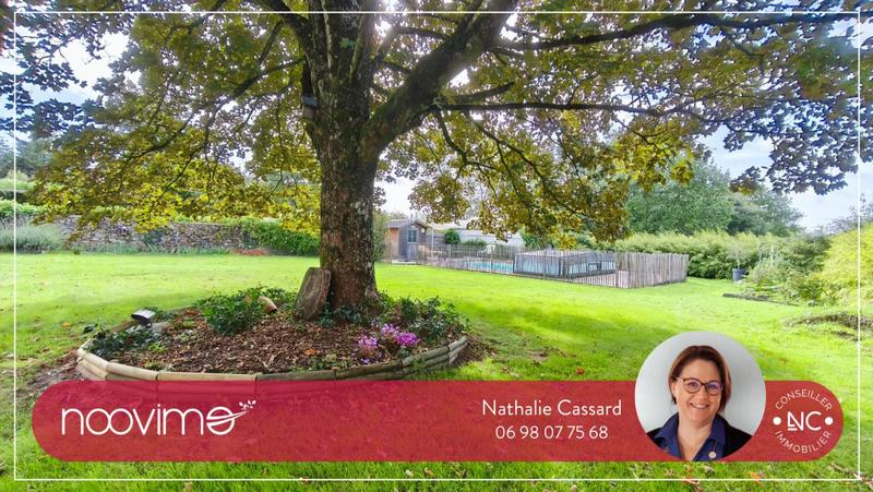 Maison - 251 m² - 7 pièces