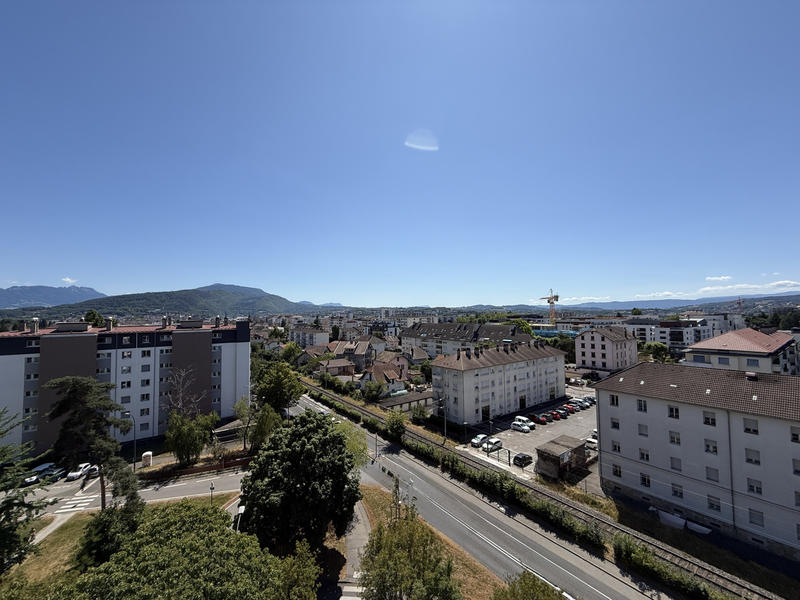 Appartement - 80 m² - 4 pièces