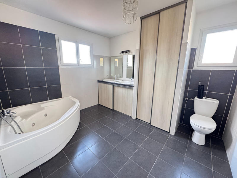 Villa - 150 m² - 5 pièces