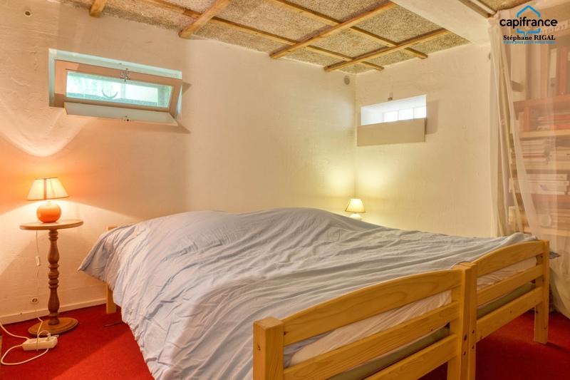 Propriété - 250 m² - 7 pièces