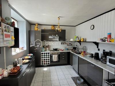 Maison - 150 m² - 6 pièces