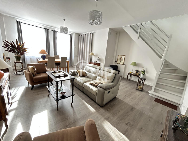 Maison - 114 m² - 6 pièces