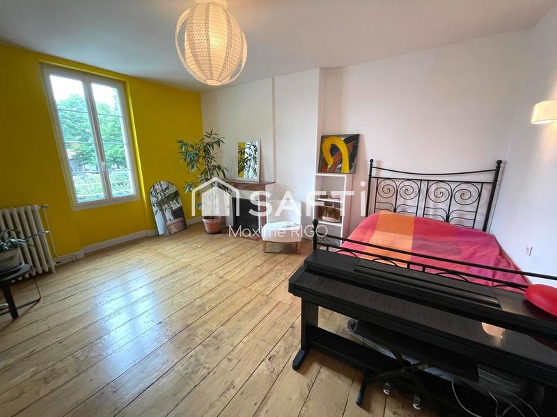 Maison de ville - 212 m² - 9 pièces