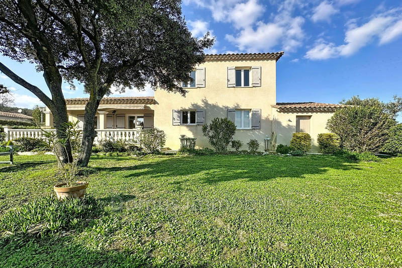 Maison - 153 m² - 8 pièces