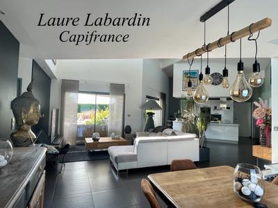 Maison d'architecte - 160 m² - 5 pièces