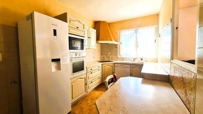 Maison traditionnelle - 135 m² - 6 pièces