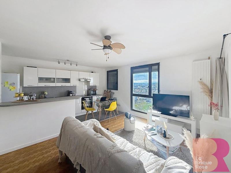 Appartement - 49 m² - 2 pièces