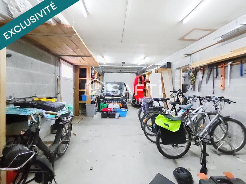 Maison - 249 m² - 9 pièces