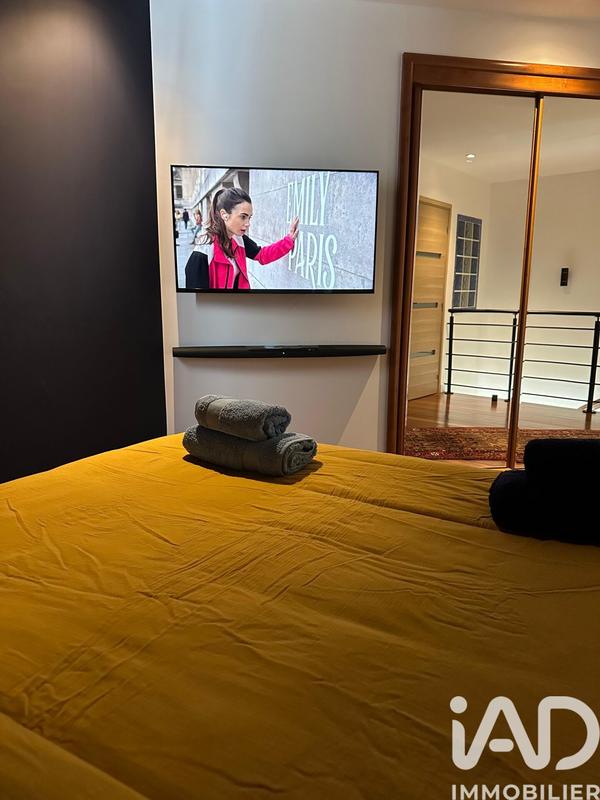 Maison - 180 m² - 7 pièces