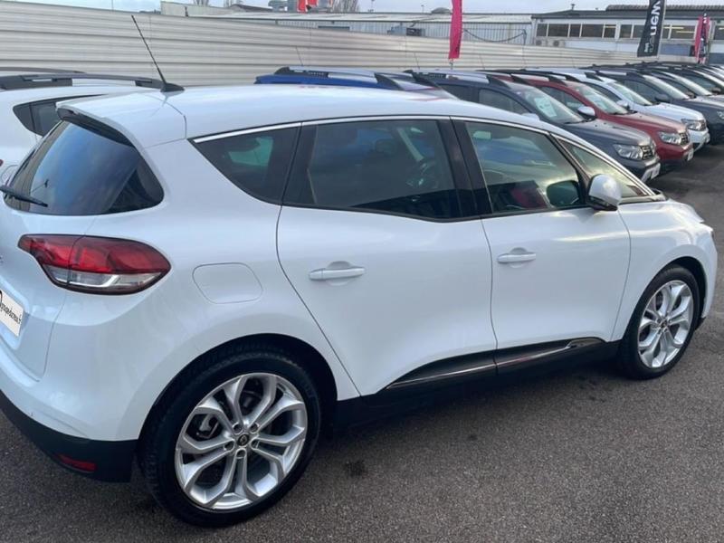 Renault Scénic IV Business Blue dCi 120