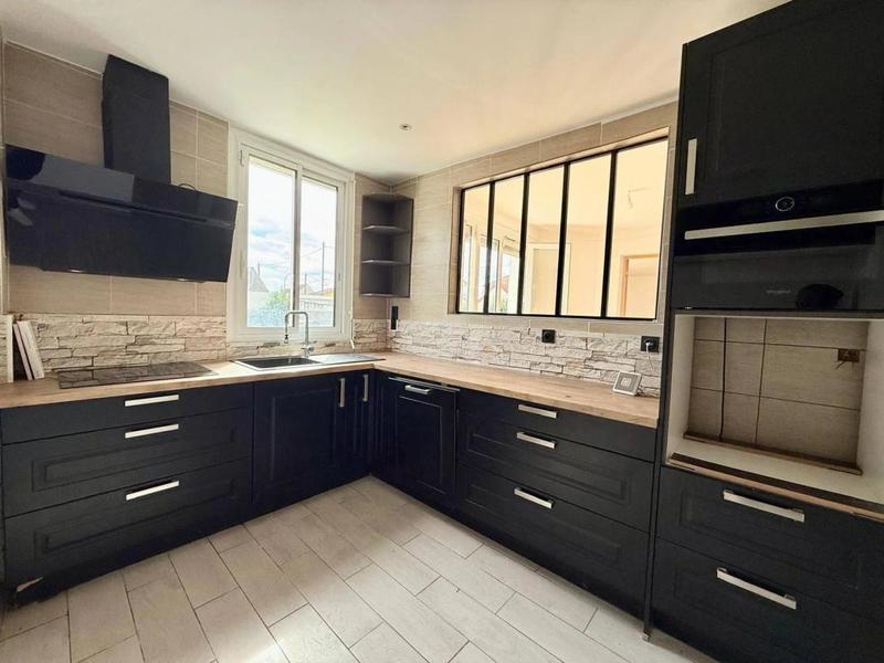 Maison - 120 m² - 5 pièces