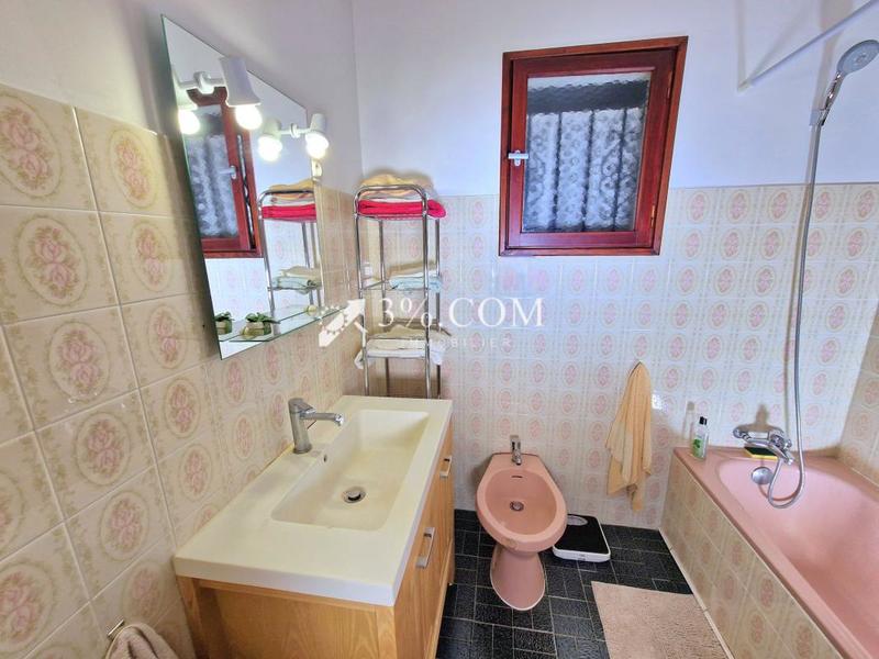 Villa - 152 m² - 8 pièces