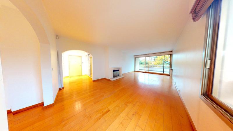 Appartement - 102 m² - 4 pièces