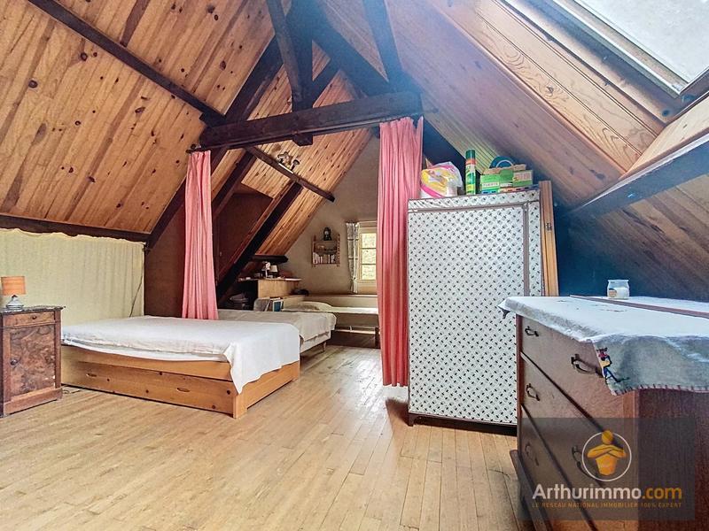 Maison - 96 m² - 5 pièces