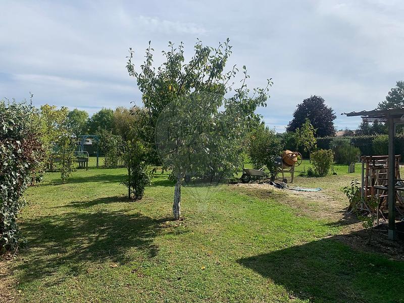 Maison - 140 m² - 7 pièces