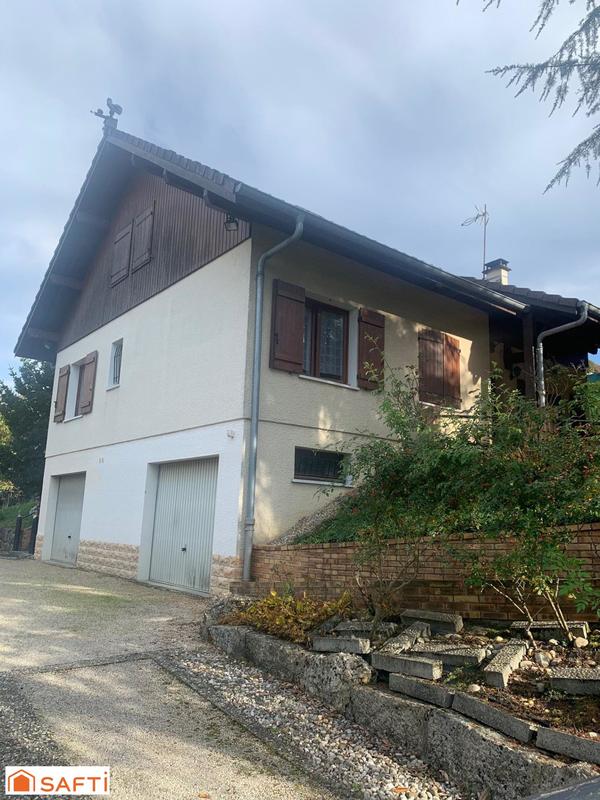 Maison - 160 m² - 7 pièces