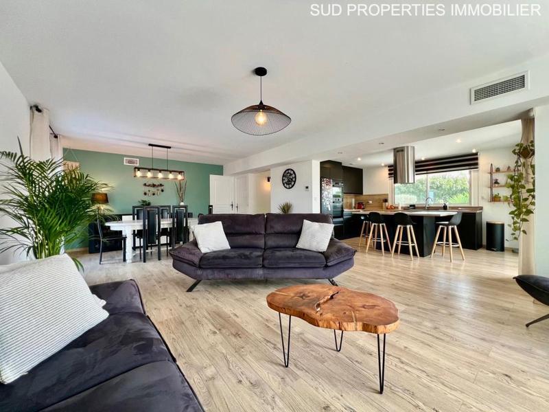 Villa - 223 m² - 7 pièces