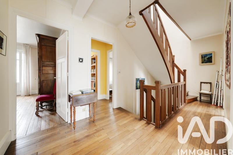 Maison de ville - 240 m² - 8 pièces