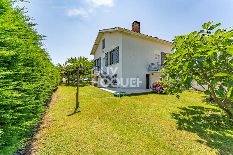 Maison - 135 m² - 6 pièces