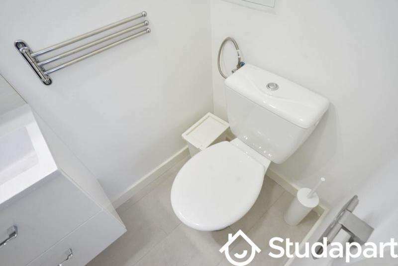 Chambre - 11 m² - 1 pièce