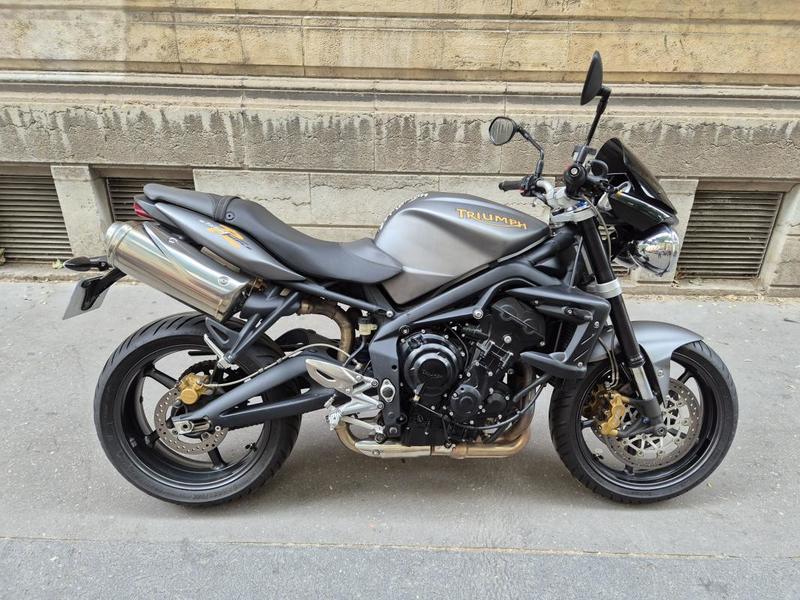 Triumph Street Triple R