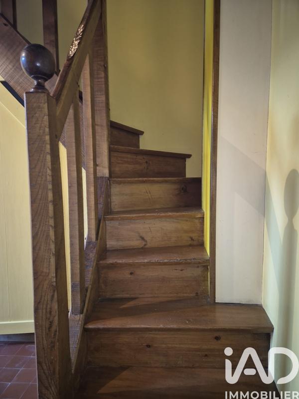 Maison - 239 m² - 7 pièces