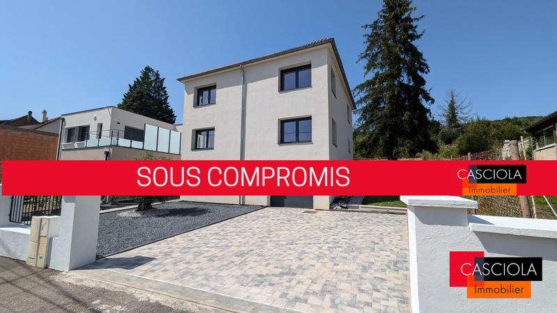 Maison - 170 m² - 6 pièces