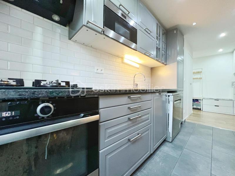 Appartement - 82 m² - 4 pièces